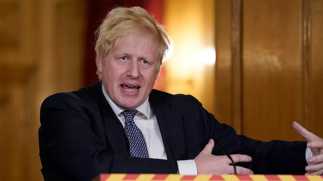 Boris Johnson Există acum toţi aceşti anti-vaxxeri. Sunt nebuni sunt nebuni