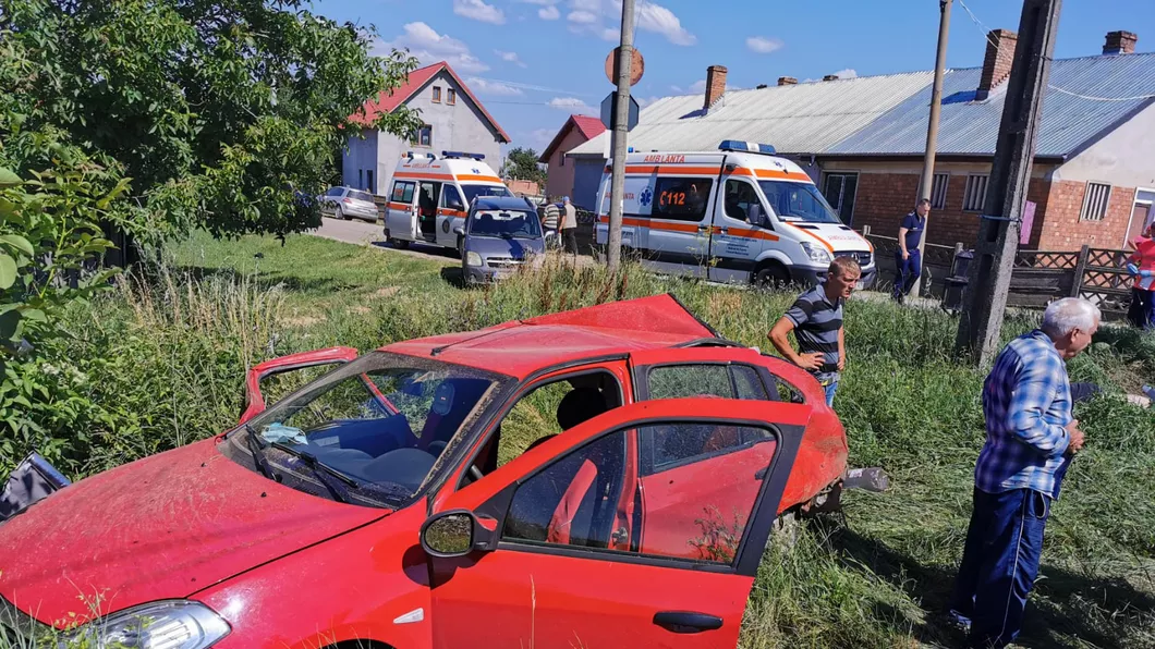 Accident feroviar mortal în Bacău. Un autoturism a fost lovit de tren - Foto Update