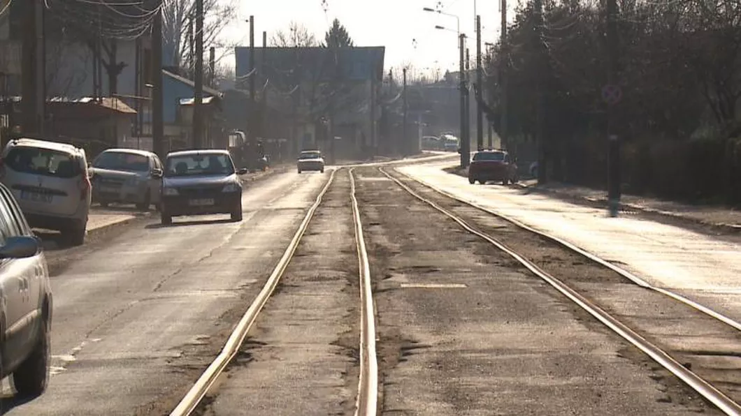 Circulația tramvaielor 3 în zona Iași - Dancu este întreruptă. CTP Iași va introduce autobuze după ce au început lucrările de reabilitare a liniei de tramvai