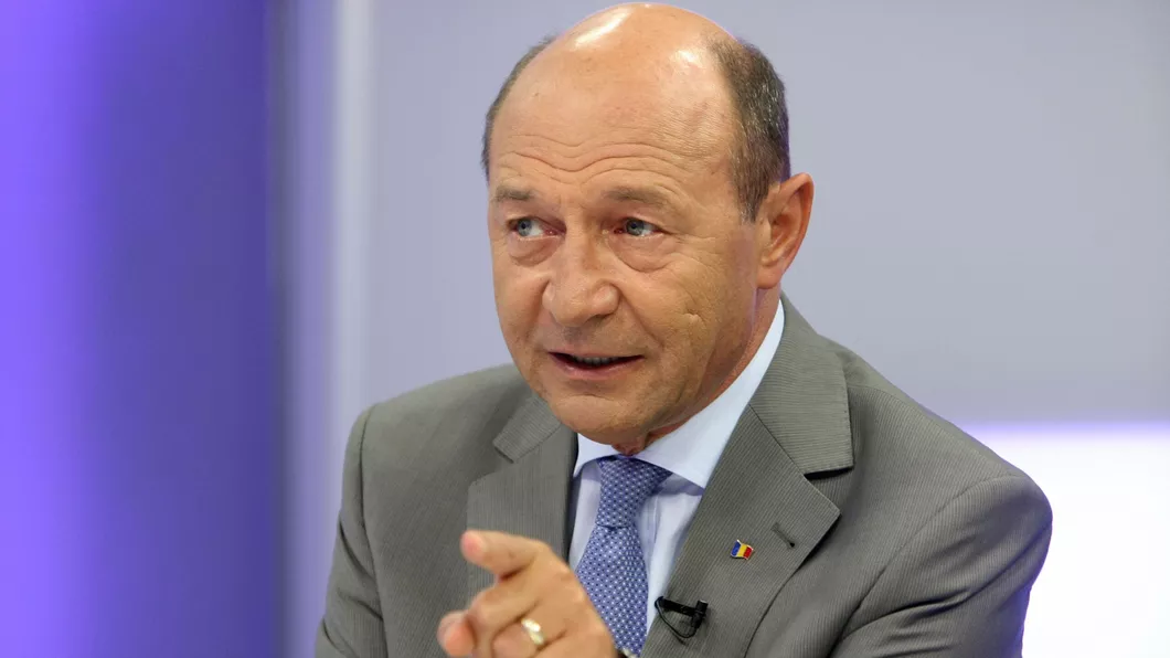 Traian Băsescu a suferit un accident vascular cerebral. Fostul președinte al României se află în stare gravă la un spital din Paris - SURSE