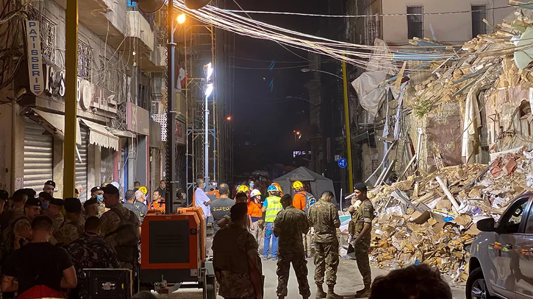 O minune in Beirut Salvatorii au auzit bătăi de inimă  sub o clădire prăbușită acum o lună