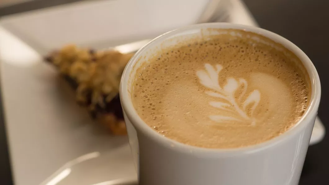 Cafeaua poate prelungi viata pacienților cu cancer colorectal metastazat