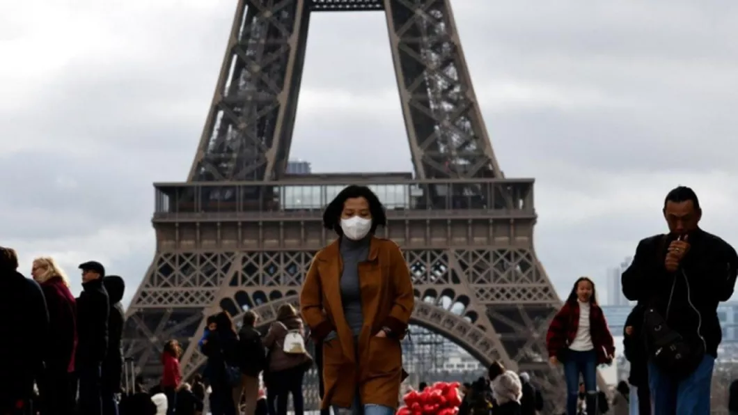 Noi restricții în Paris din cauza pandemiei Barurile se vor închide începând de marți
