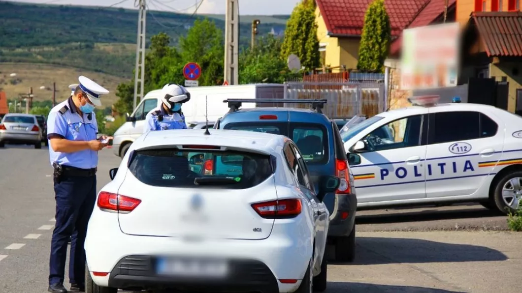 Polițiștii din Iași au prins mai mulți șoferi băuți la volan. Au fost deschise dosare penale pe bandă rulantă