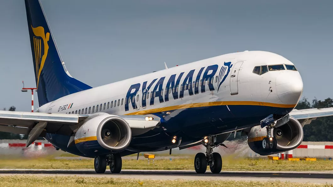 Bilete ieftine la Ryanair. Compania aeriană vinde azi şi mâine bilete către 9 destinaţii cu doar 5 euro