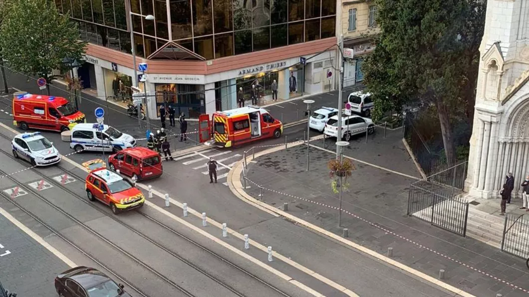 Decapitare în Franța. Trei persoane au fost ucise cu un cuțit la Nisa - FOTO LIVE VIDEO