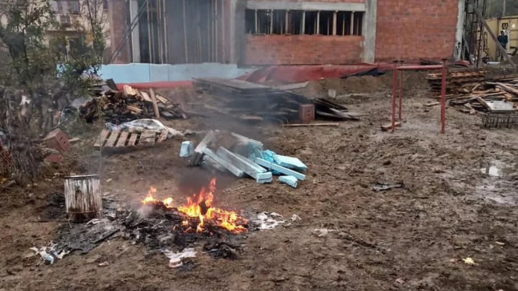 Zona Galata - Cicoarei din Iași este tot mai poluată din cauza deșeurilor aruncate și incinerate ilegal de ieșeni