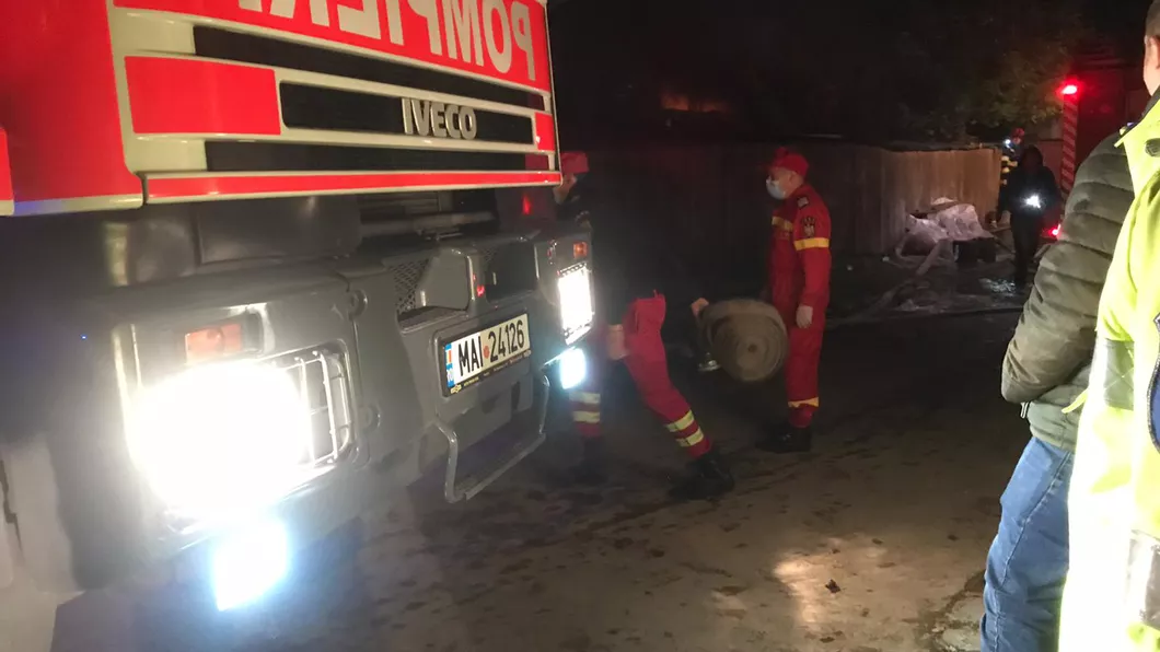Incendiu în zona Mircea. Pompierii intervin de urgență - EXCLUSIV LIVE VIDEO UPDATE