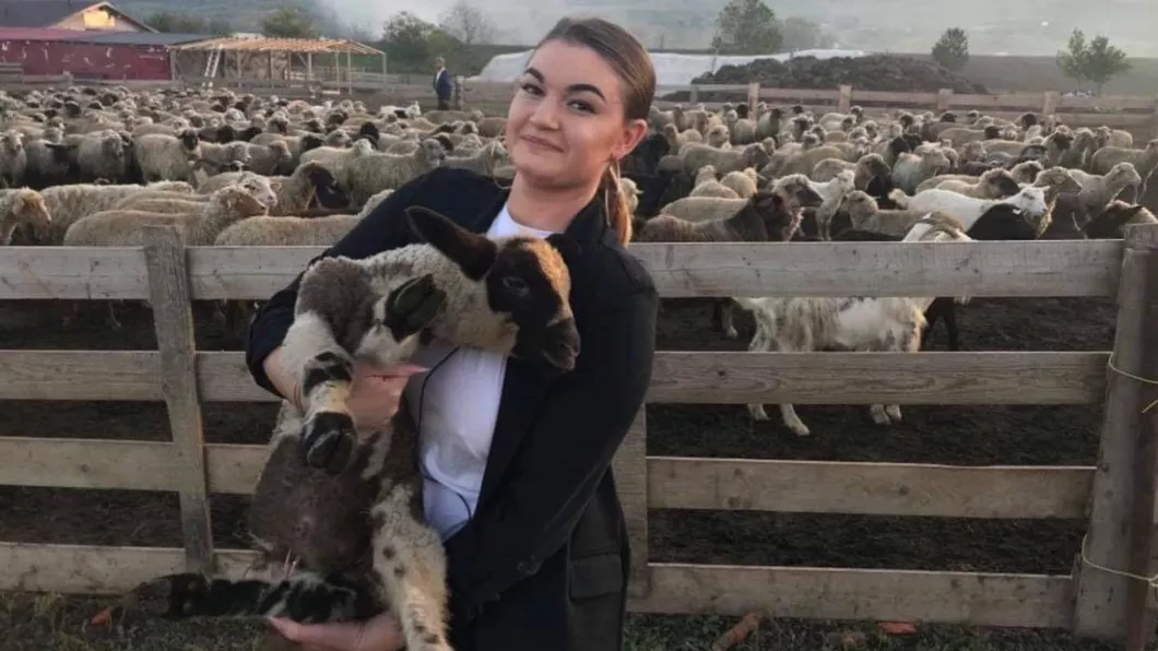 E frumoasă tânără și se ocupă de afacerea familiei de sute de mii de euro din Iași. Studenta la Facultatea de Agricultură vrea ca ferma să devină una recunoscută la nivel internațional