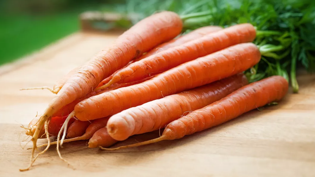 Morcovii sunt sănătoși dar nu toată lumea poate asimila beta-carotenul de ce