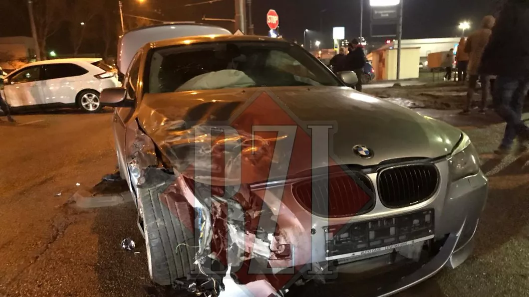Accident rutier în cartierul Tudor Vladimirescu Două autoturisme sunt implicate - EXCLUSIV GALERIE FOTO LIVE VIDEO