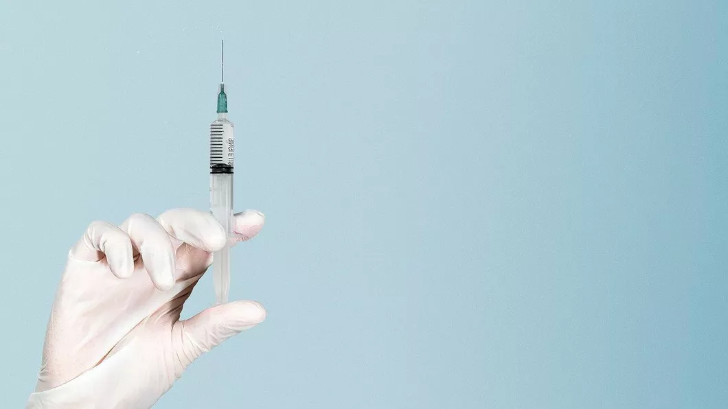 Efectele secundare ale vaccinului anti-Covid-19 înregistrate pană în prezent