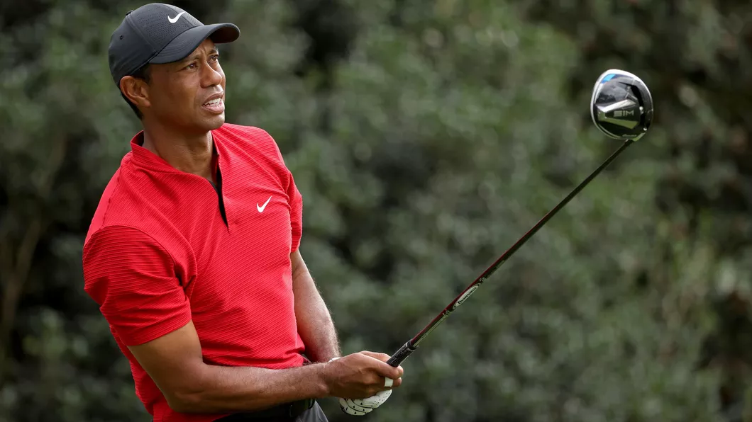 Tiger Woods implicat într-un accident rutier Jucătorul de golf a fost grav rănit- VIDEO
