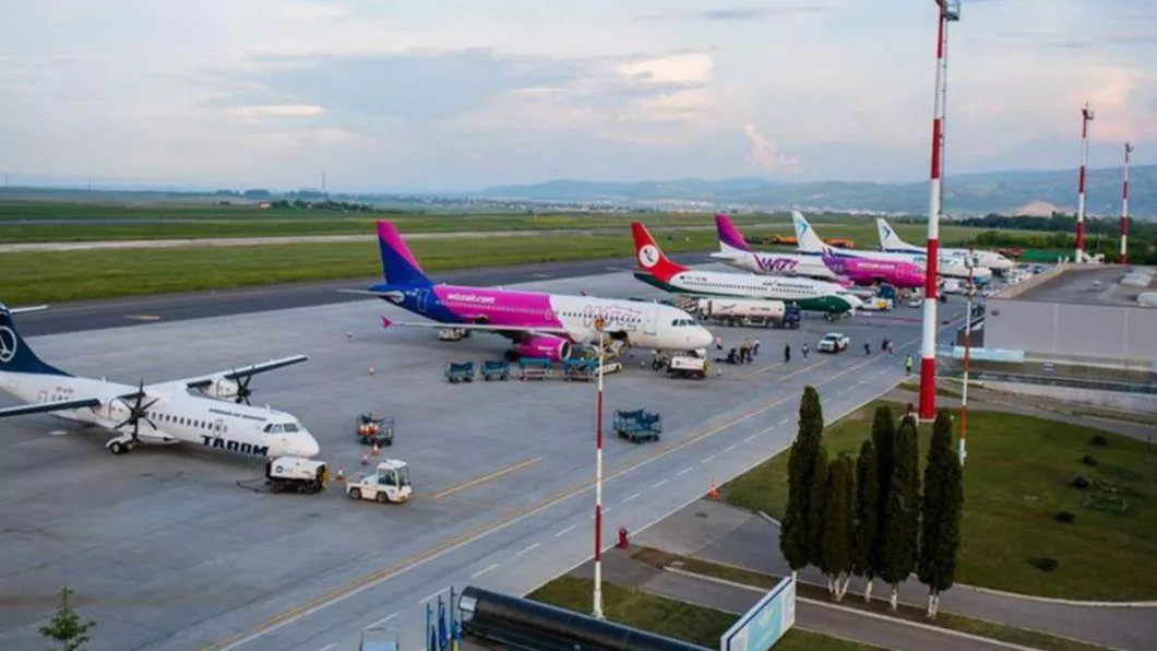 S-a finalizat platforma de parcare de la Aeroportul Iaşi. 13 locuri de parcare pentru avioane lângă aerogară