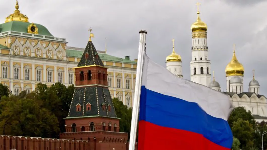 Rusia expulzează zeci de diplomaţi din Cehia după ce țara din UE a expulzat la rându-i mai mulţi diplomaţi ruşi
