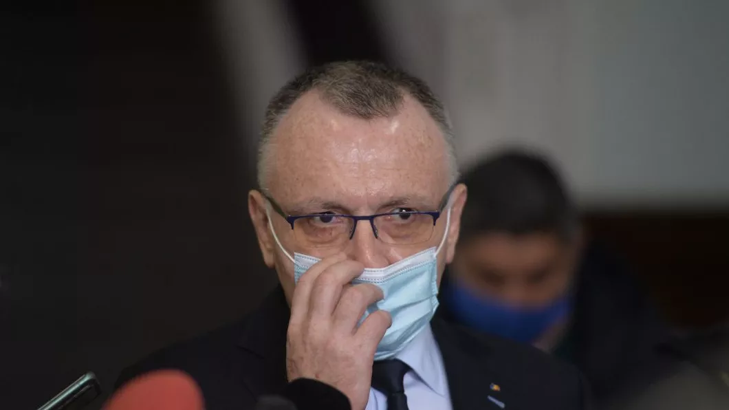 Elevii se vor întoarce la şcoală în format fizic de pe data de 5 mai Anunţul ministrului Sănătății Sorin Cîmpeanu