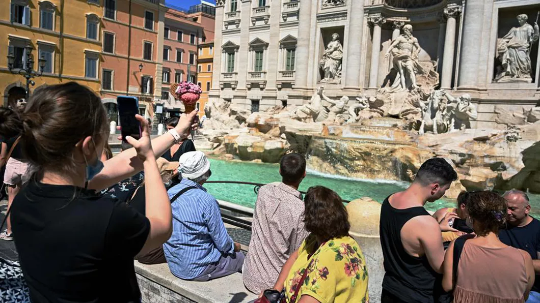 Turismul din Italia se redeschide la jumătatea lunii mai. Guvernul va introduce pașapoarte de vaccinare