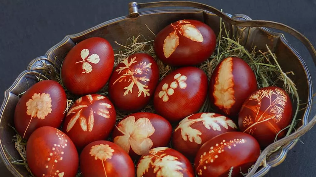Superstiţii şi tradiţii cu ouă de Paşti - Ce faci cu coaja ouălor roșii