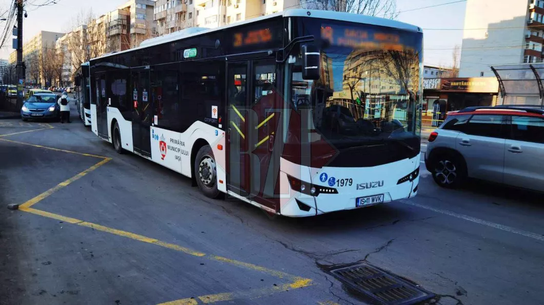 Autobuze și tramvaie noi pe străzile din Iași. Până la finalul anului 2021 ieșenii pot călători cu noile mijloace de transport public