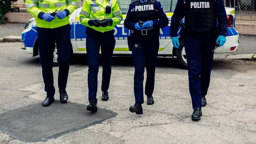 Mai mulţi poliţişti șpăgari din Timişoara au fost prinşi în timp ce primeau foloase pentru înmatricularea unor mașini