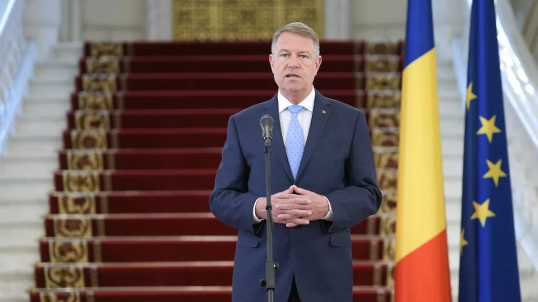 Ceremonia de decorare de către Președintele României Klaus Iohannis a unor medici și asistenți medicali cu prilejul Zilei Naționale a Ambulanței - LIVE VIDEO