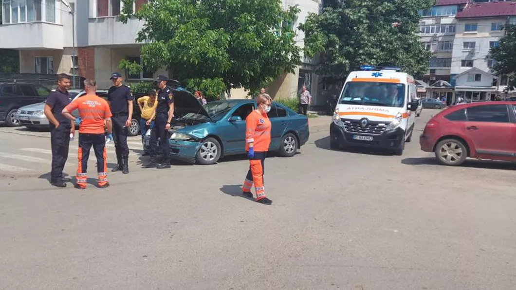 Accident rutier în Tomeşti. Mai mulţi copii au fost răniţi după un impact sever - EXCLUSIV FOTO UPDATE