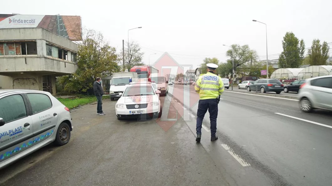 Jale pe străzile din Iași Peste 100 de ieșeni prinși băuți la volan Zeci de șoferi au ajuns în cătușe