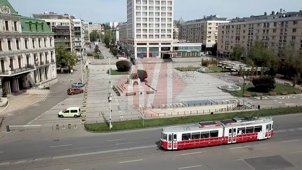 Mai mulți turiști pe străzile din municipiul Iași în 2021. Hotelurile de 3 stele au fost cele mai căutate în primul semestru al anului