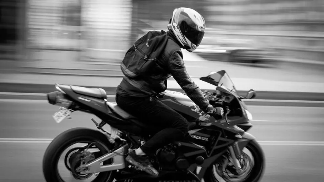 Un motociclist în vârstă de 38 de ani a murit într-un accident produs pe DJ 101G în Prahova