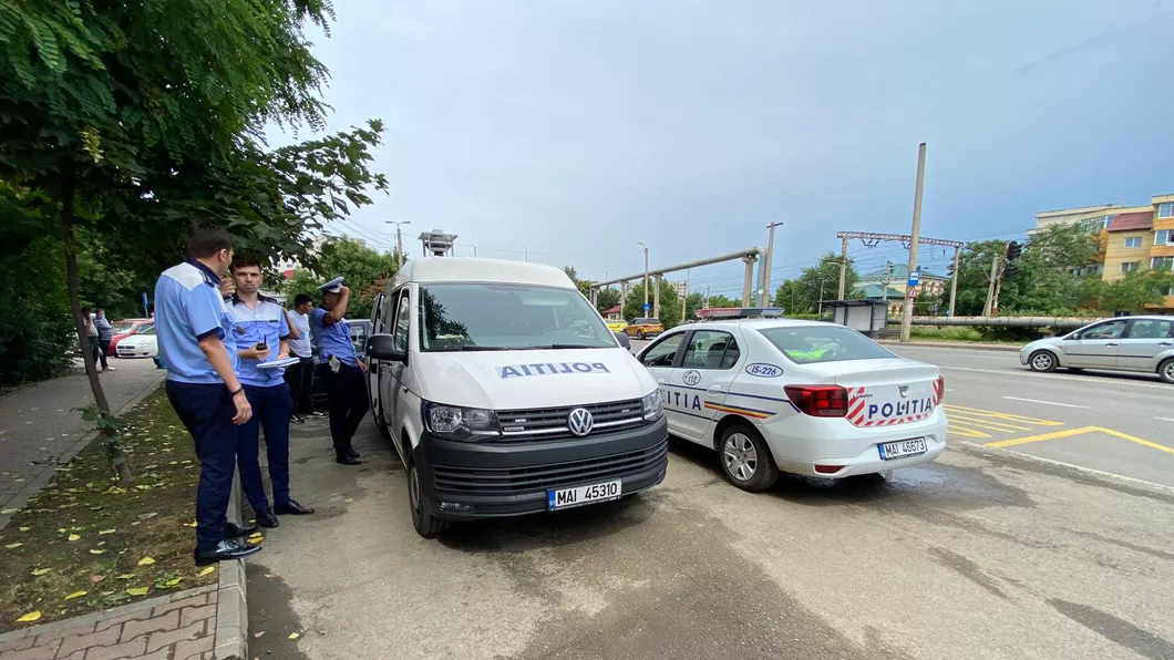 Acţiune a poliţiştilor Serviciului Rutier Iași pentru prevenirea accidentelor auto - FOTO VIDEO