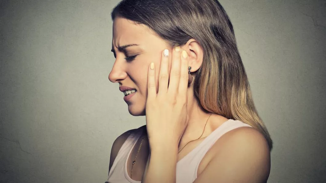 Pulsații în ureche Cauze factori de risc tratament