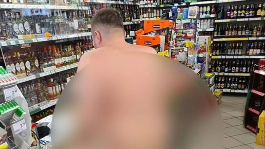 Un respectat procuror din Polonia a fost fotografiat dezbrăcat într-un magazin - FOTO