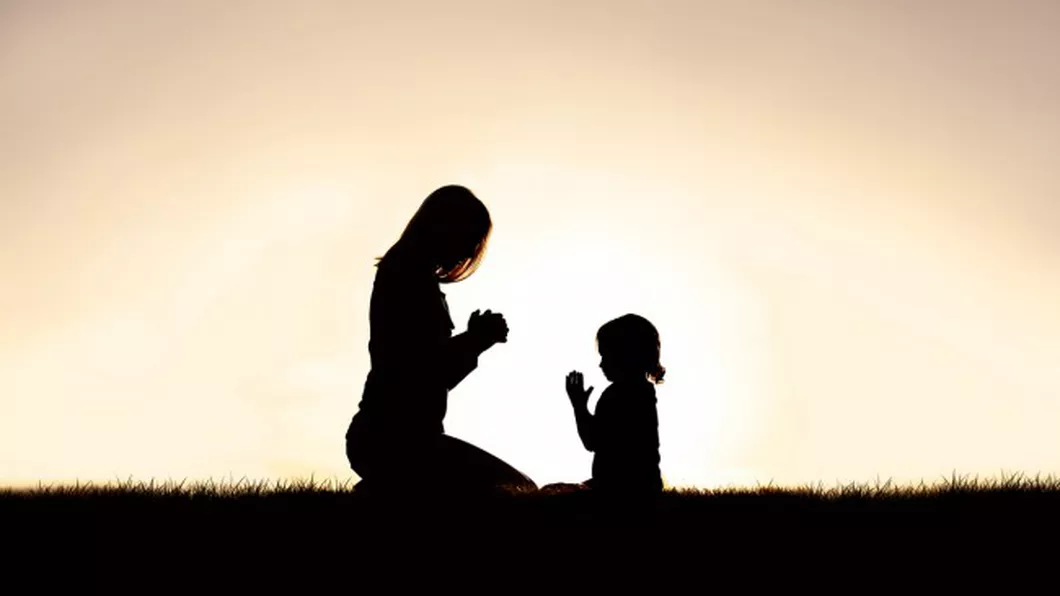 Cea mai puternică rugăciune pentru copii Ce să rostești ca să îi ferești de rele