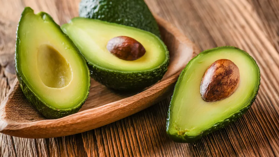 Câte calorii are un avocado Cât este de sănătos și cum alegi fructul perfect