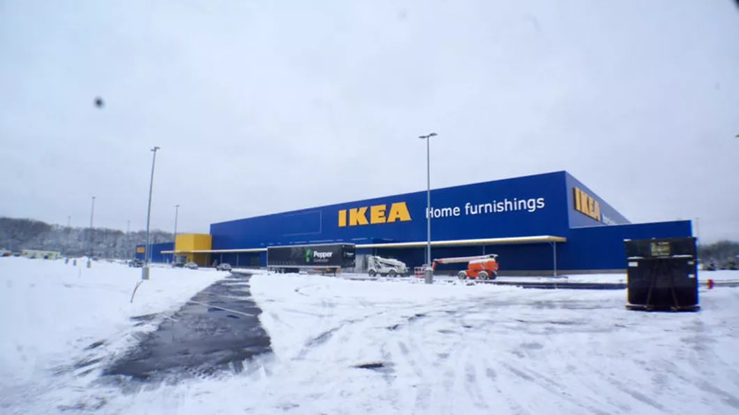 Mai mulți danezi și-au petrecut o noapte în Ikea din cauza unei furtuni de zăpadă