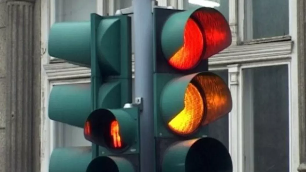 Atenție șoferi Mai multe semafoare din Iași nu funcționează. Problemele vor fi remediate curând