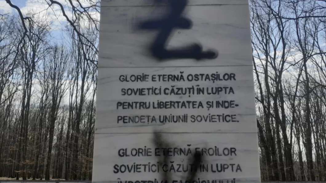 Mormintele soldaților ruși din Iași au fost inscripționate cu litera Z - VIDEO