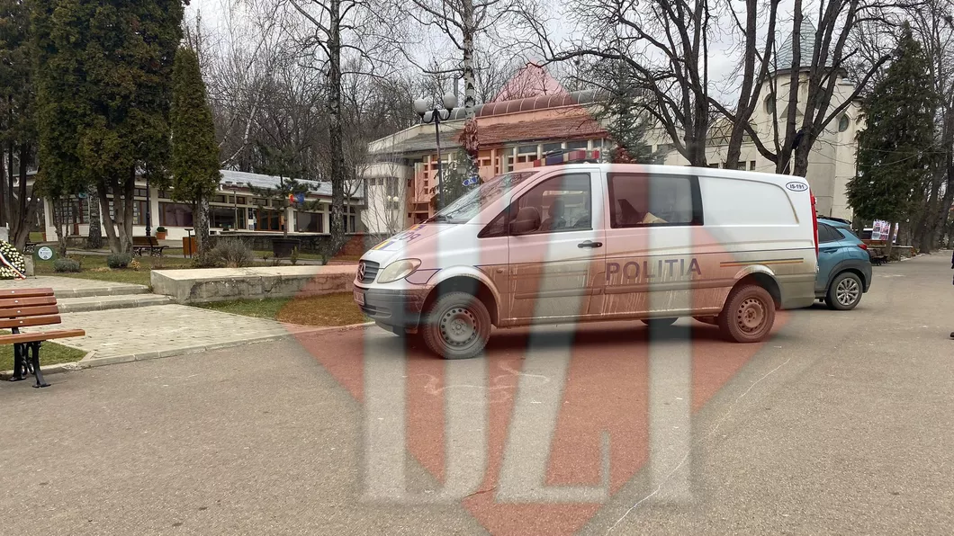 Bărbatul care s-a împuşcat în cap în Parcul Copou era polițist la IPJ Botoșani. Pistolul era al șefului de post - EXCLUSIV