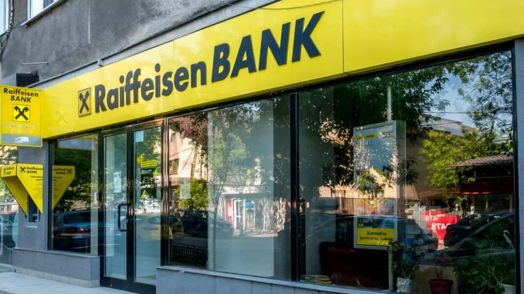Veste bună pentru românii care au luat credite de la Raiffeisen Bank în 2006-2008. Aceștia vor beneficia de recalcularea dobânzilor
