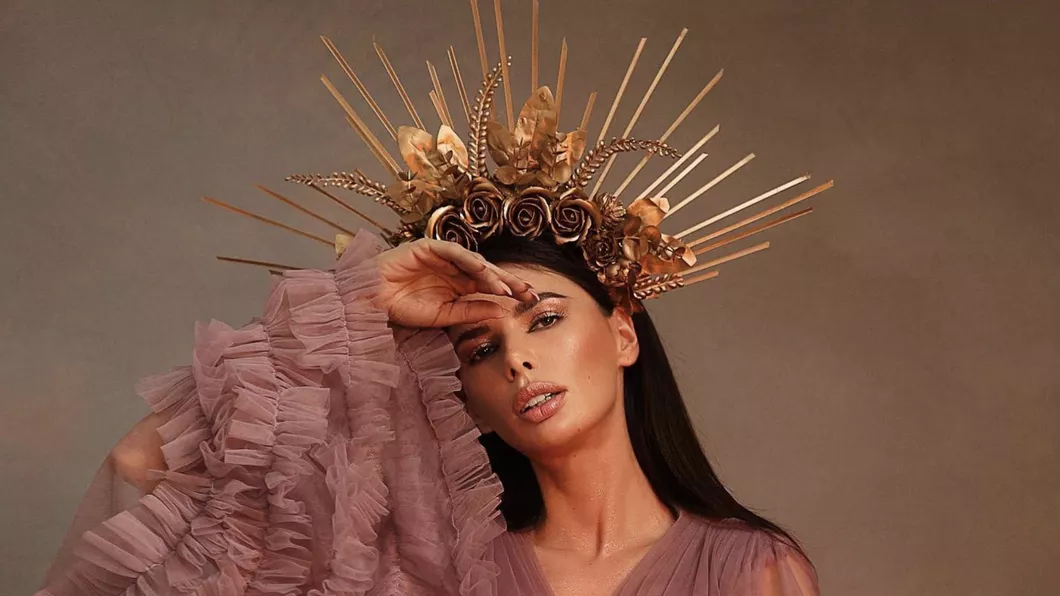 A pozat Ioana Filimon nud Dramele din viața fostei Miss România 2016
