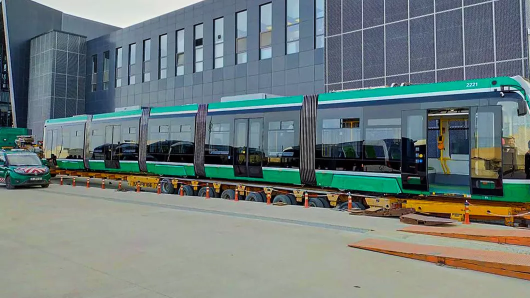Încă două tramvaie turcești sunt în drum spre Iași În cursul săptămânii viitoare vor ajunge în Depoul CTP