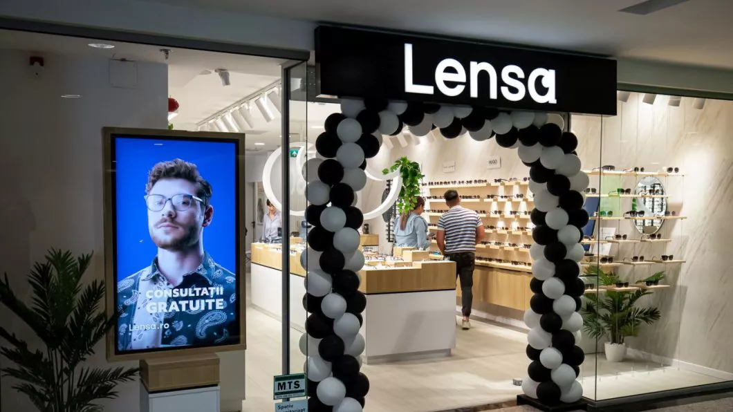 Lensa cel mai apreciat magazin de optică din România a deschis un showroom în Iulius Mall Iaşi