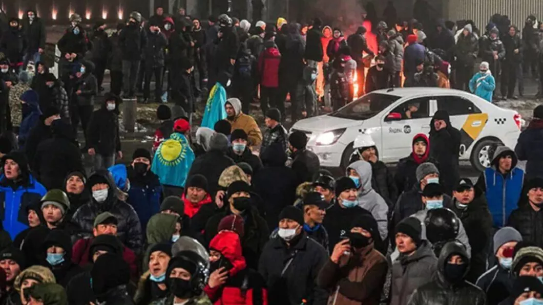 Revoltele sângeroase din Kazahstan duc la modificarea Constituției