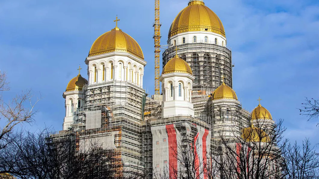 Catedrala Mântuirii Neamului o promisiune de milioane. Prețul real pentru cea mai mare biserică din România