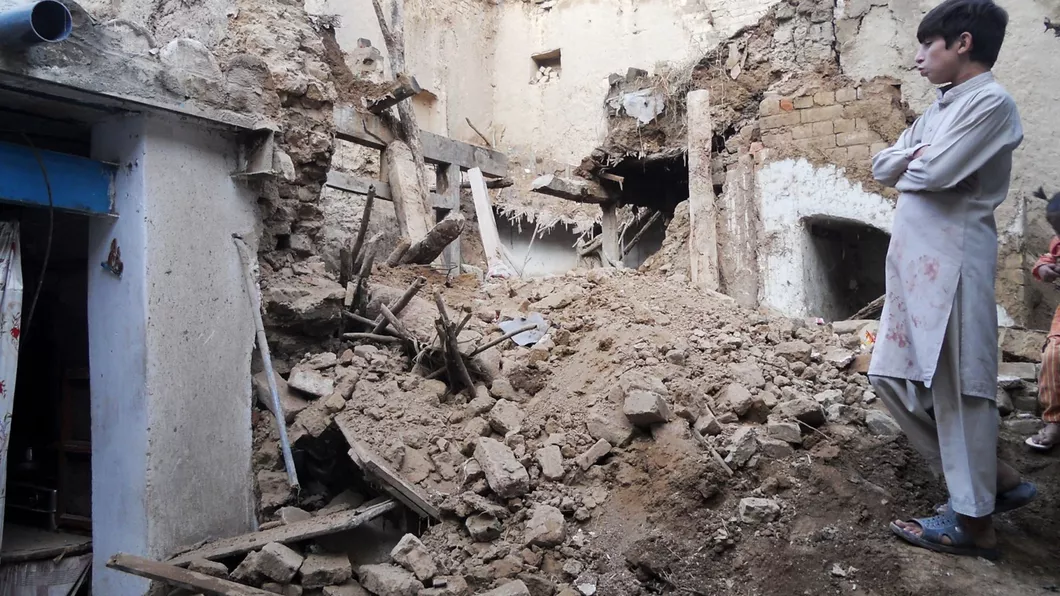 Bilanţ sumbru după cutremurul din Afganistan unde peste 900 de persoane au murit - GALERIE FOTO VIDEO