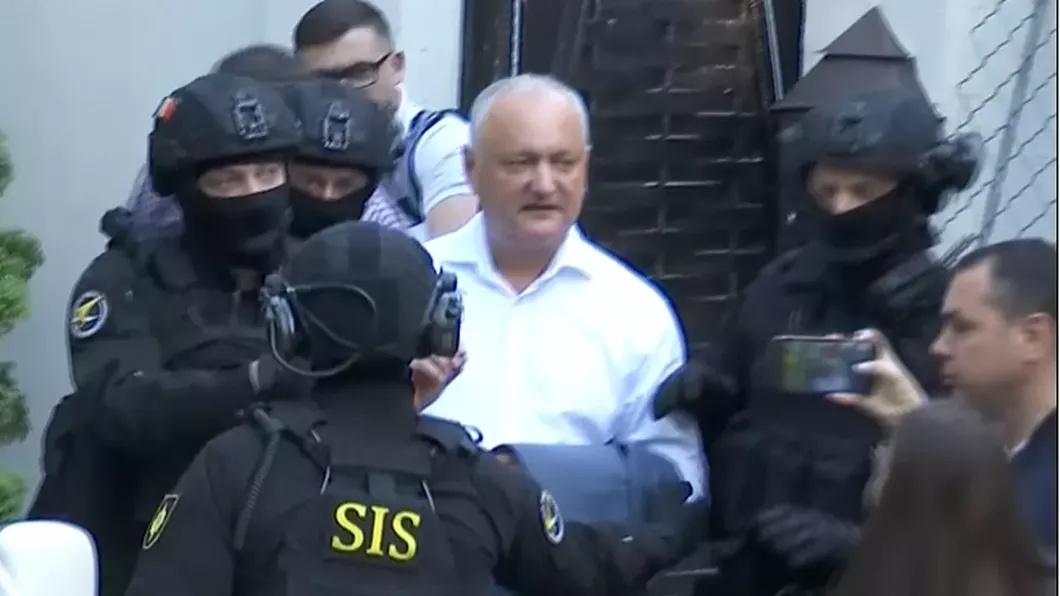 Fostul președinte Igor Dodon rămâne în arest la domiciliu