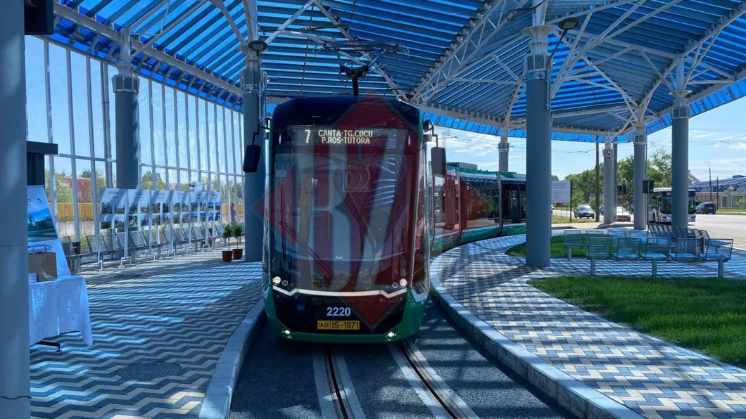 Are loc inaugurarea rondului Țuțora și a noilor tramvaie Bozankaya - FOTO UPDATE