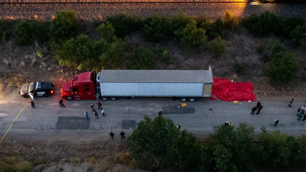 Zeci de migranţi găsiţi morţi în SUA într-un camion abandonat