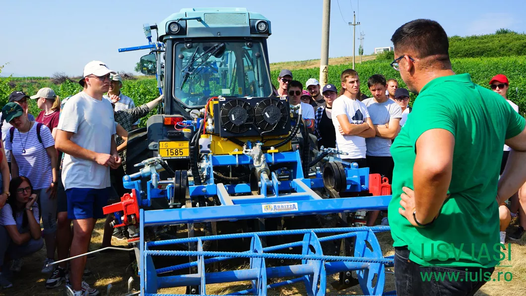 Rectorul Universității de Științele Vieții din Iași universitarul Gerard Jităreanu la un important eveniment pentru noile tehnologii în agricultură - FOTO