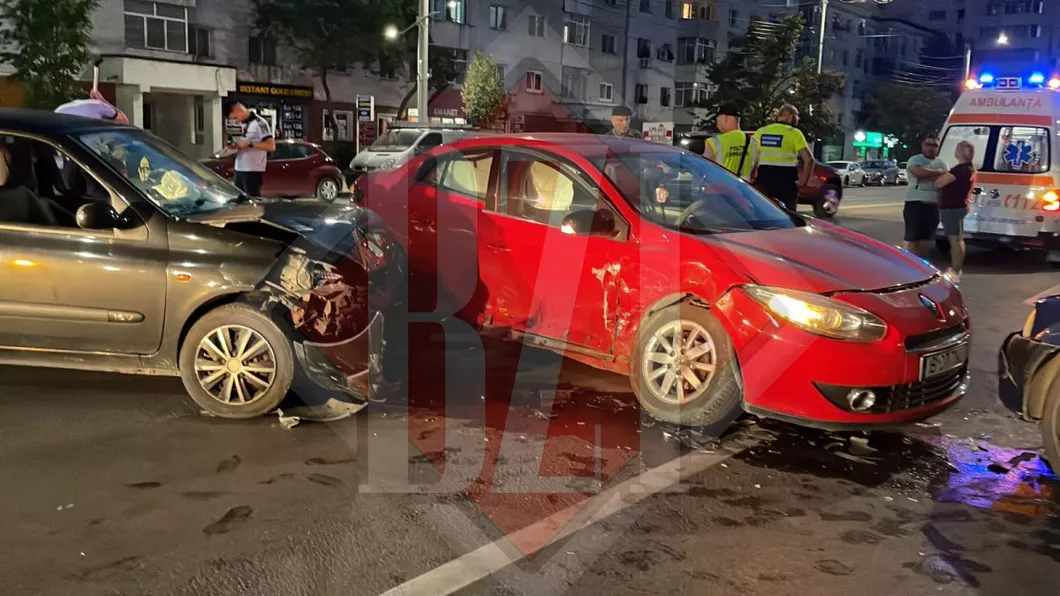 Accident rutier în municipiul Iași. Au fost implicate trei autoturisme iar o femeie însărcinată a fost rănită  EXCLUSIV FOTO VIDEO